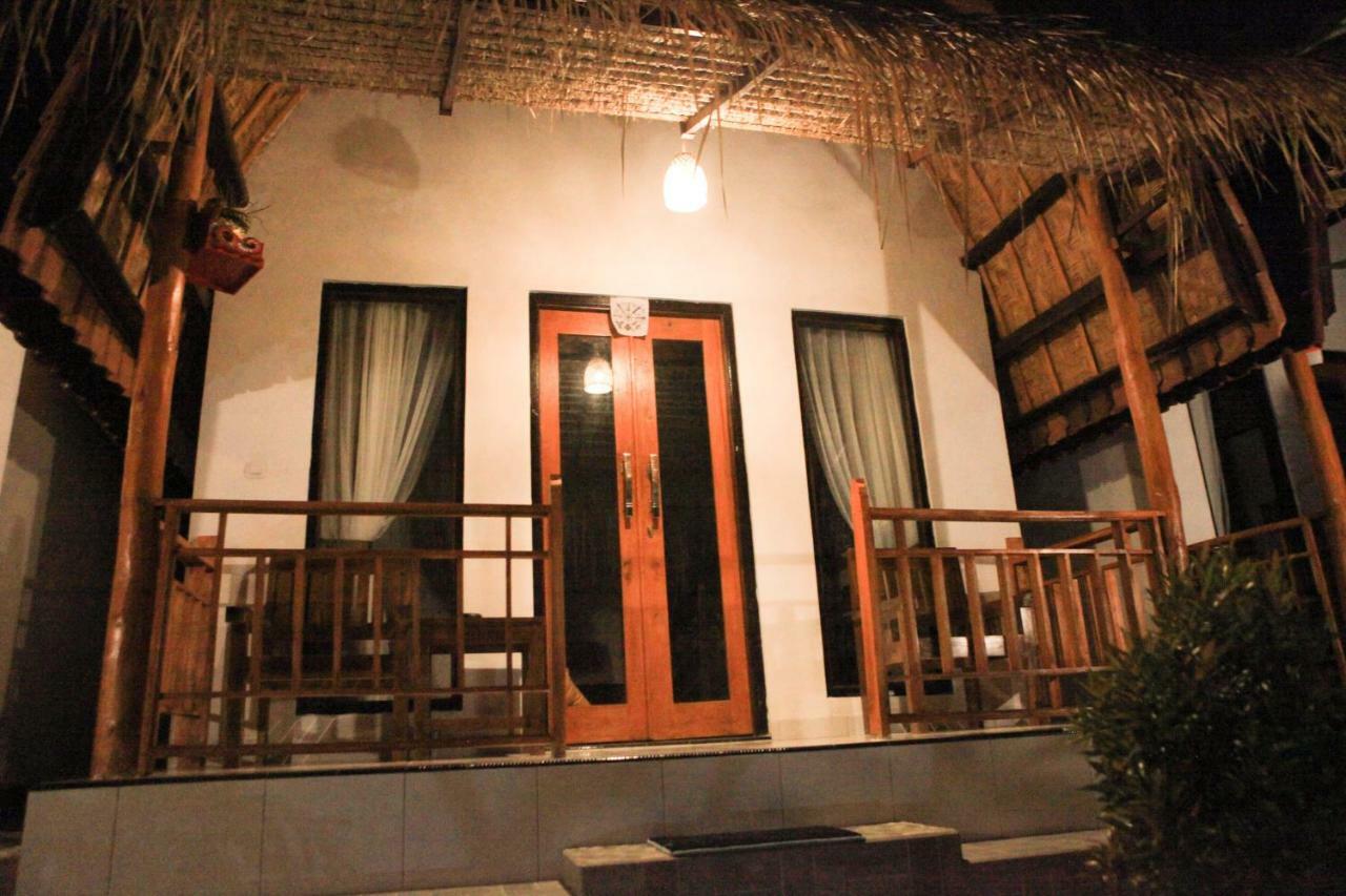 Dayuh House Hotel Batumadeg Buitenkant foto